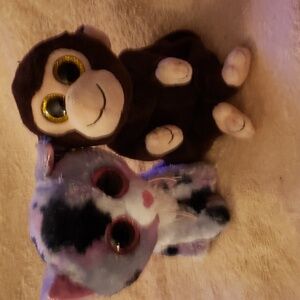 TY BEANIE BABIES MATTEO THE MONKEY AND LINDI THE CAT  6"  EACH NWOT.